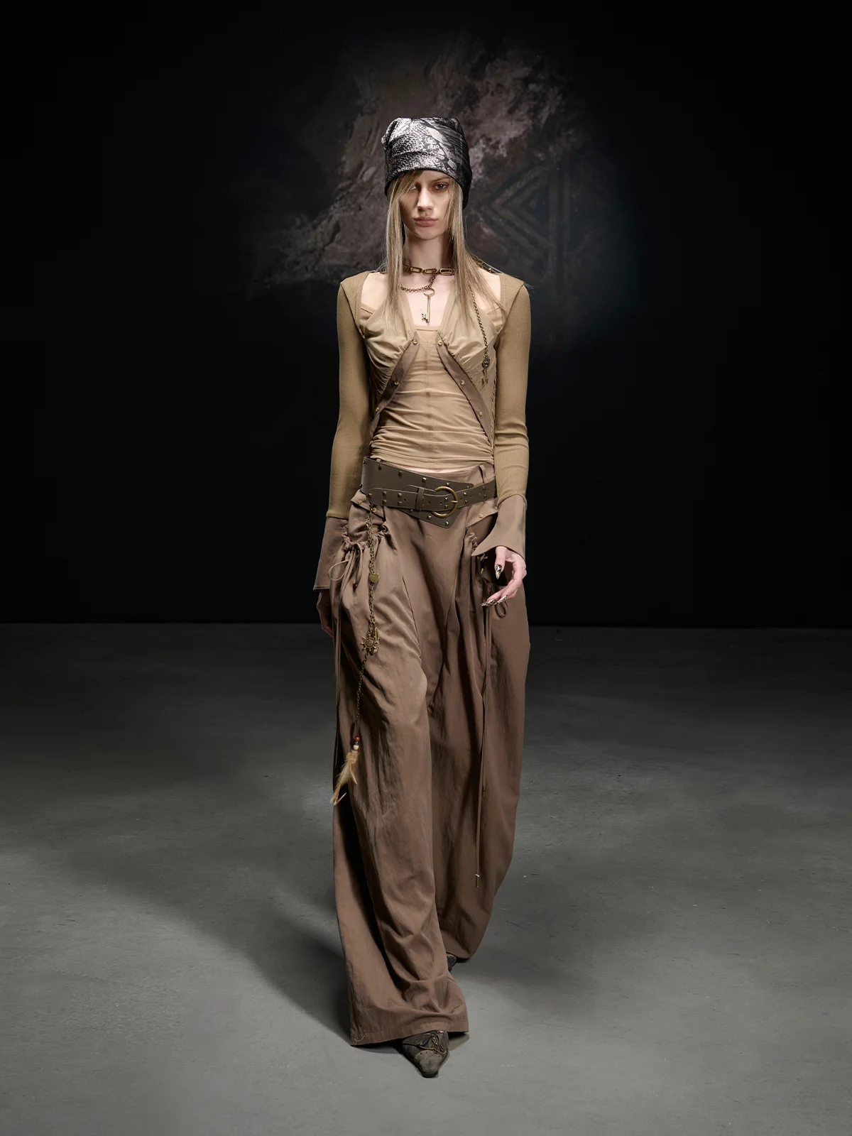 

NORTH NODE Me Patchwork Netie T-irt Asymmetric Top Women's Comfortable Breathable Cotton Blend Long Sve ort Length...