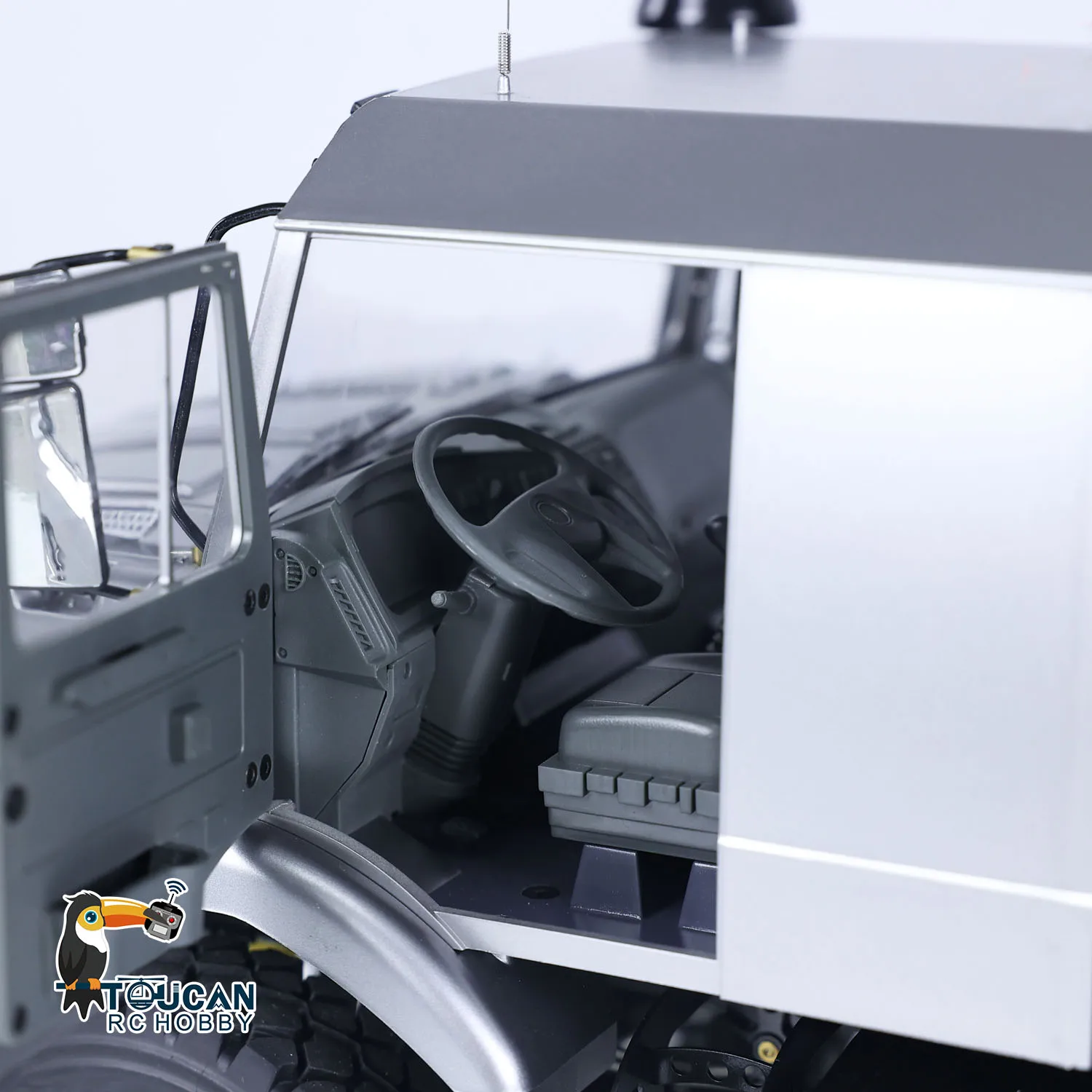 

На складе в США масштабе 1/14 RTR JDModel RC Внедорожный тягач 6x6 Автомобиль с дистанционным управлением и дифференциальными осями Свет Звук Модель