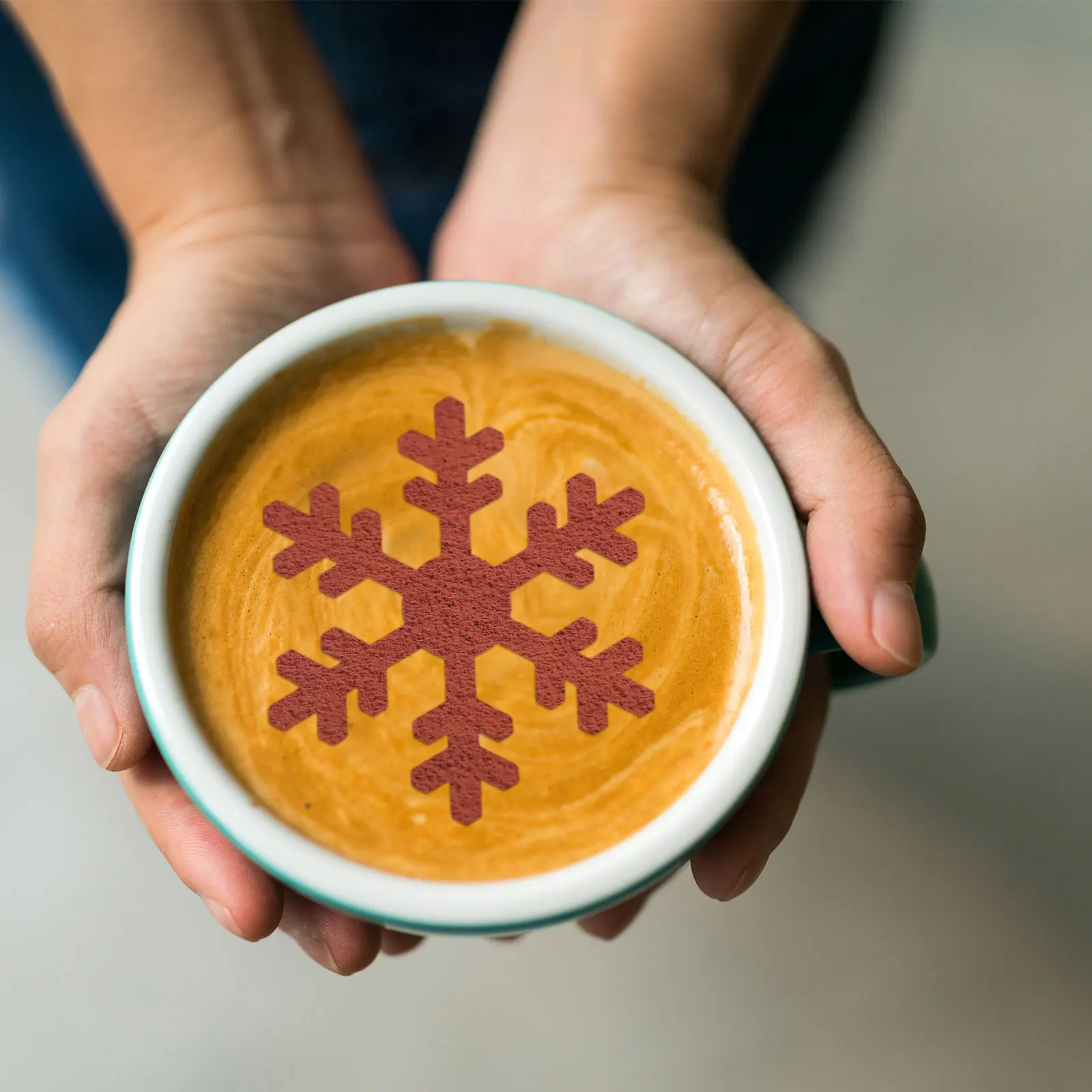 

4 pcs Christmas Cake Stencils Adorable Baking Supplies For Diy Cake Coffee Decorating Creative Stencil Set Holiday Dessert Tools