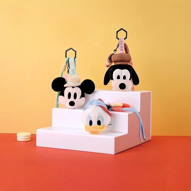 ديزني ميكي جوفي دونالد المفاتيح ألعاب من نسيج مخملي لطيف شخصية على ظهره سحر دمية قلادة على ظهره زخرفة مهرجان هدية