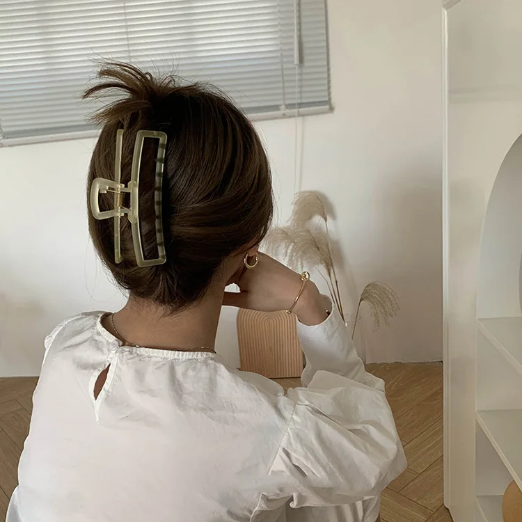 Large Hair Claw Clip for Back of Head Summer Outing Versatile  Shark Clip for Women Daily Home
