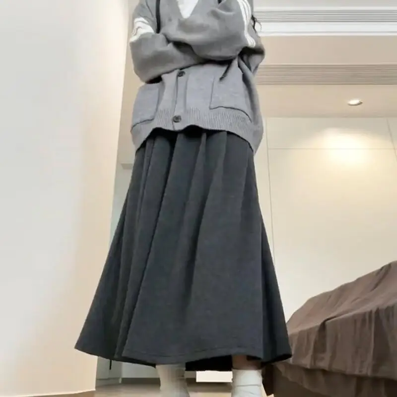 

Fleece-Lined Women's Half Skirt Winter Minimalist Keep Warm A-Line Skirt High Waist Solid Color Girl Mid-Length Umbrella Skirt