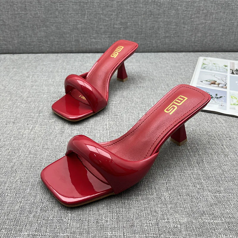 Modern Slippers 2024 Summer New Patent Leather Asymmetric High Heel Slippers Stiletto Stylish Outside Women's Sandals