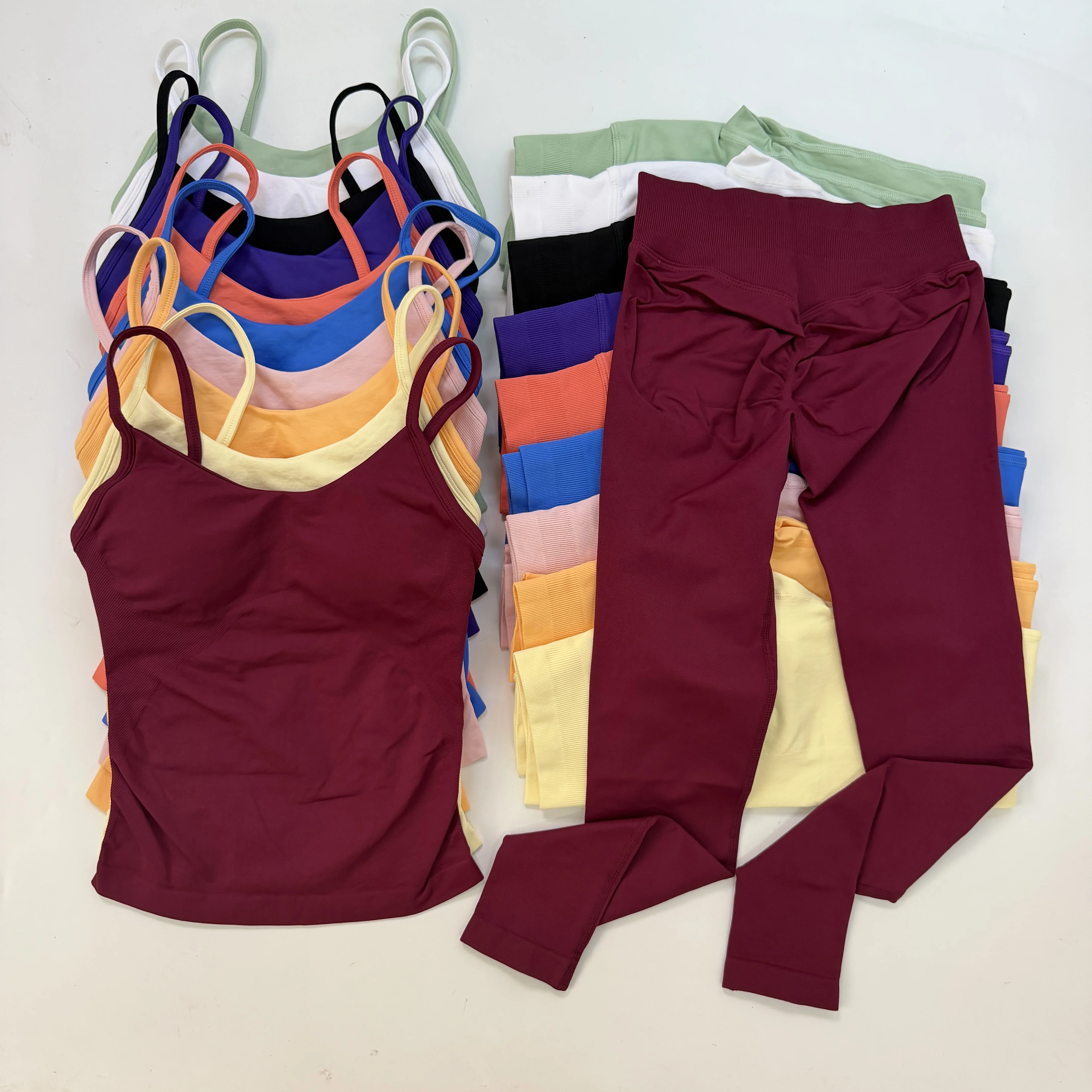 conjuntos-de-yoga-dujia-para-mujer-traje-sin-costuras-de-2-piezas-top-con-cuello-redondo-y-pantalones-capri-de-corte-recto-ropa-de-gimnasio-ropa-deportiva-de-secado-rapido