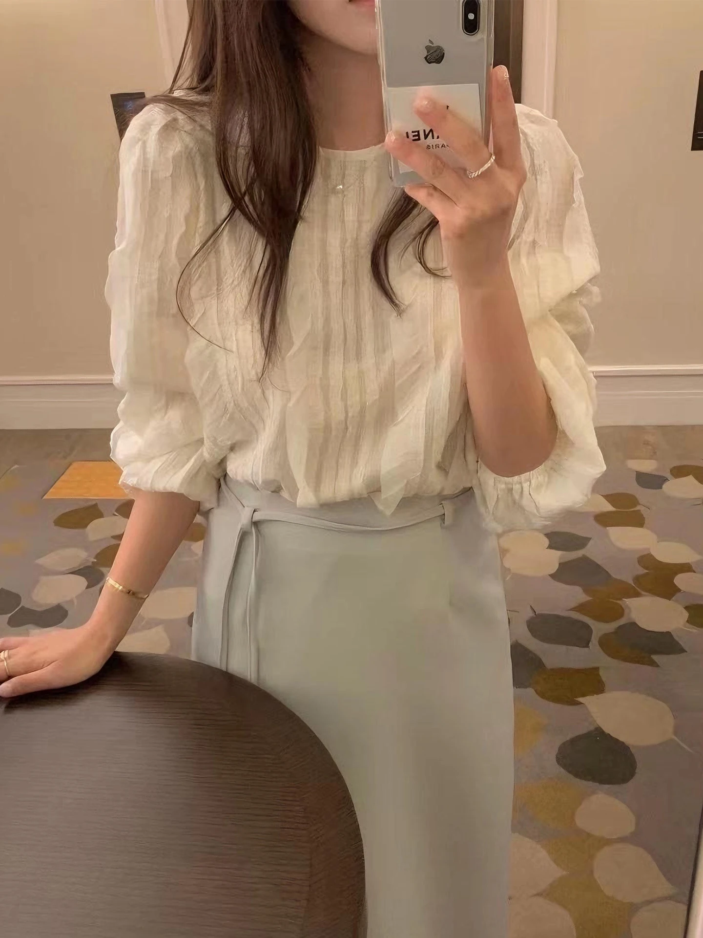 여성용 루즈 버블 스웨트 디자인 센스 스플라이싱 3D 우드 가을 신상 순색 다용도 탑