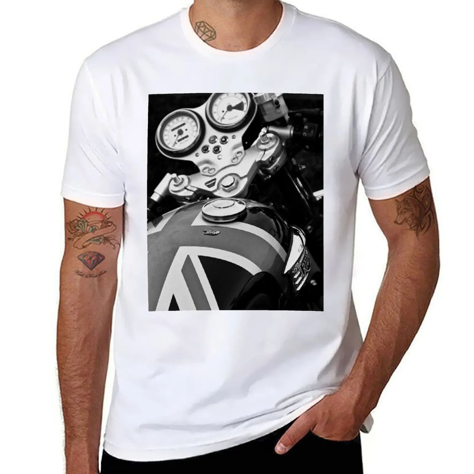 

Thruxton 900 T-Shirt man t shirt designer man graphic t shirt T-Shirt