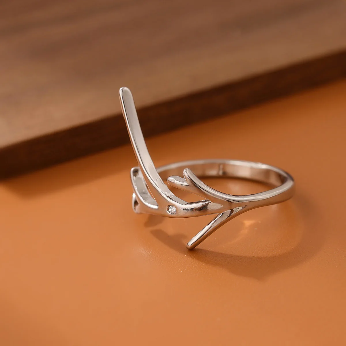 

Изысканные листья, инкрустация кристаллами, простые красивые ювелирные изделия из стерлингового серебра 925 пробы, гипоаллергенные кольца R176