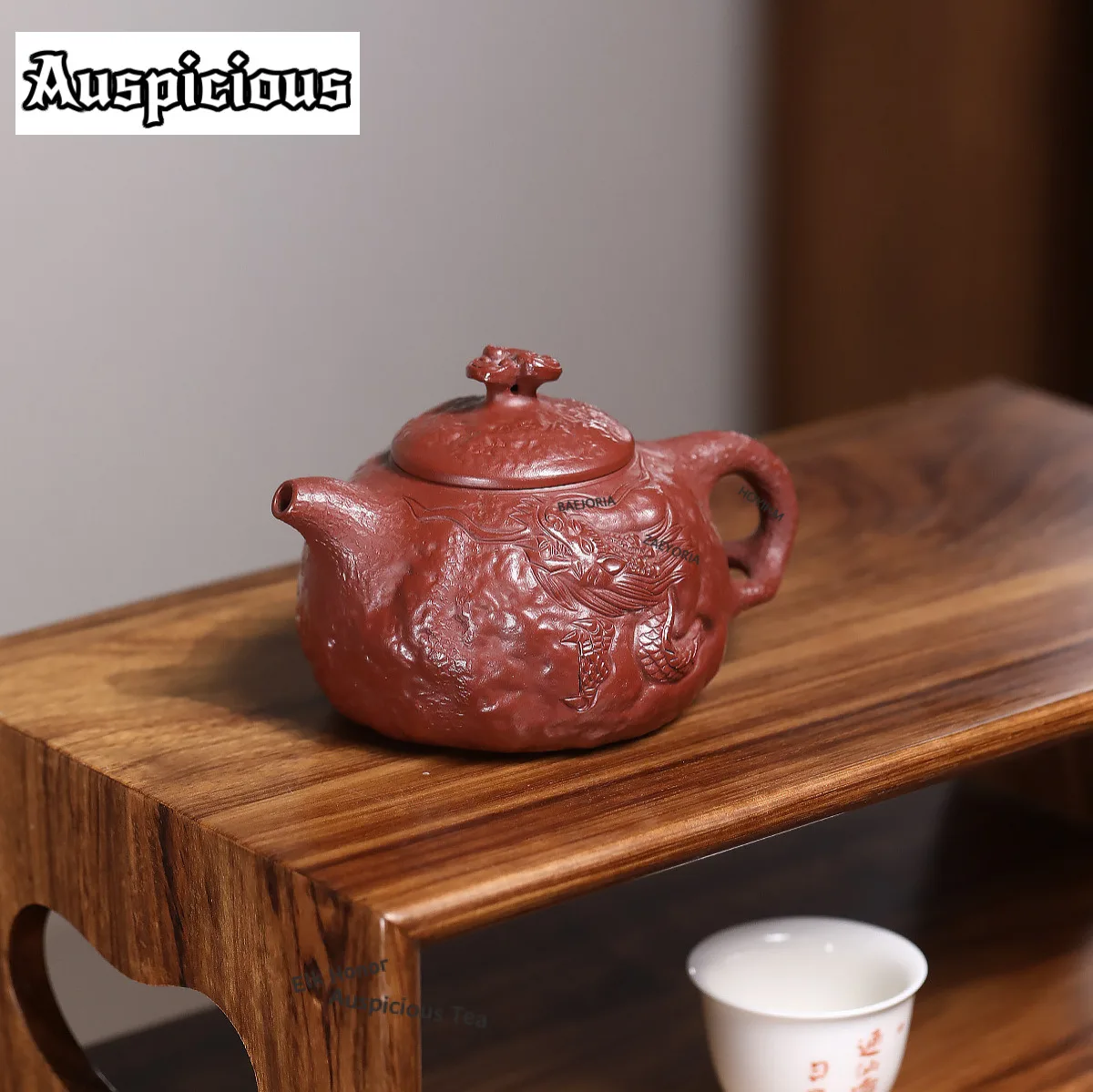 

260ml Vintage Yixing Purple Clay Teapots Handmade Dargon Spring Pot Raw Ore Dahongpao Mud Kettle Zisha Tea Set Accessories Gift