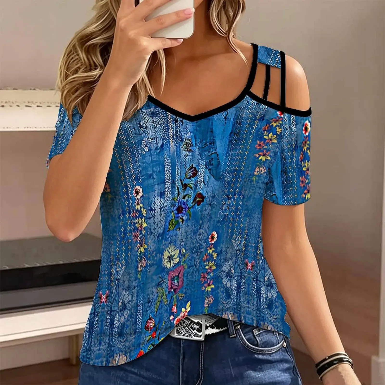 Plus Size Summer Women’s Retro Print  Cold Shoulder V Neck Tee Elegance Fashion Casual Top Beach Vacation Wear