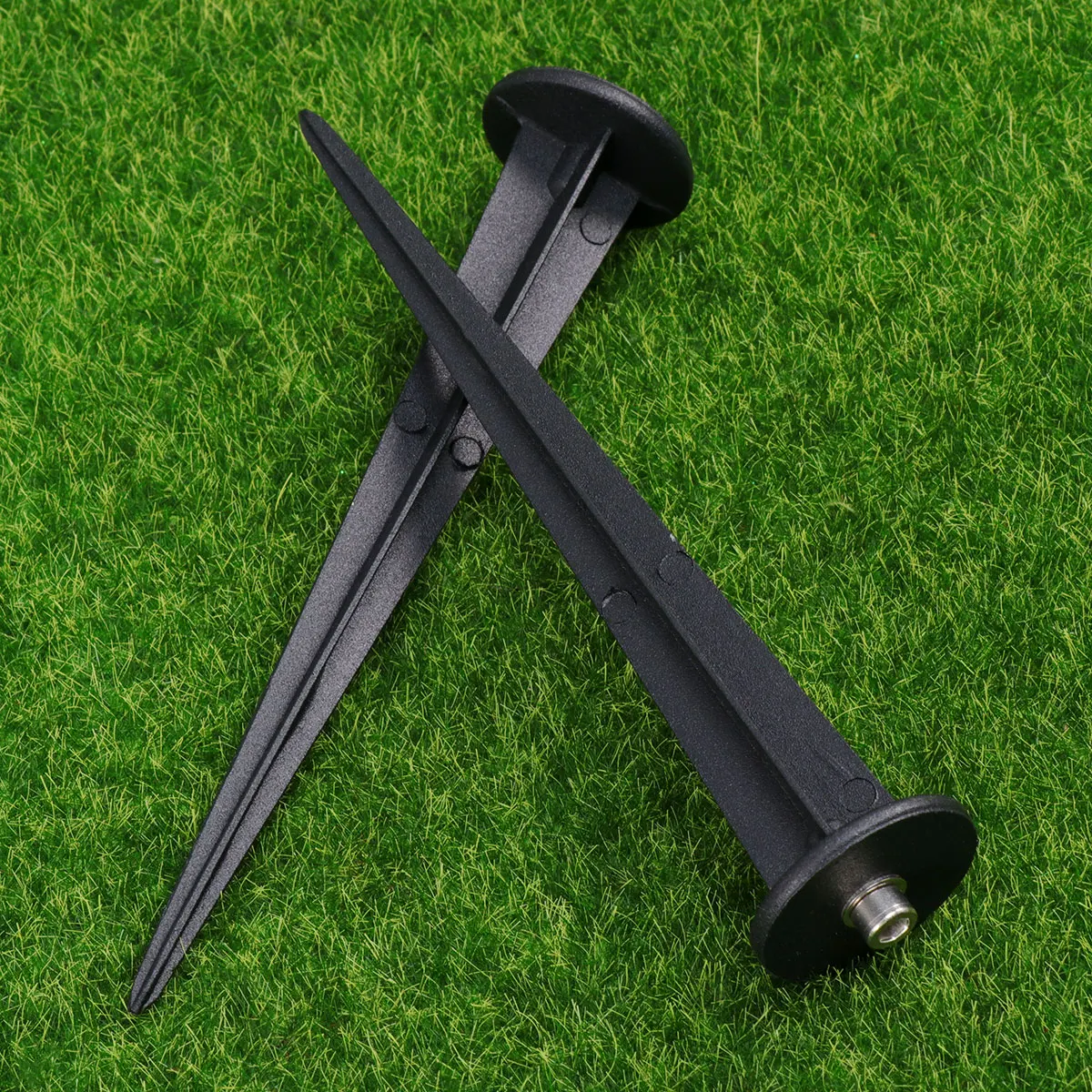 

4Pcs Lightweight Ground Stakes for Garden Landscape Lights Easy Install Durable Fixtures Home Decoration M5 Screw Black
