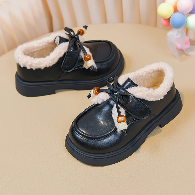 Girls Warm Plush Mary Jane Flats with Beaded Bow 2026 New Winter Kids Warm-lined Dress Shoes Thick Sole Classic Princess Party