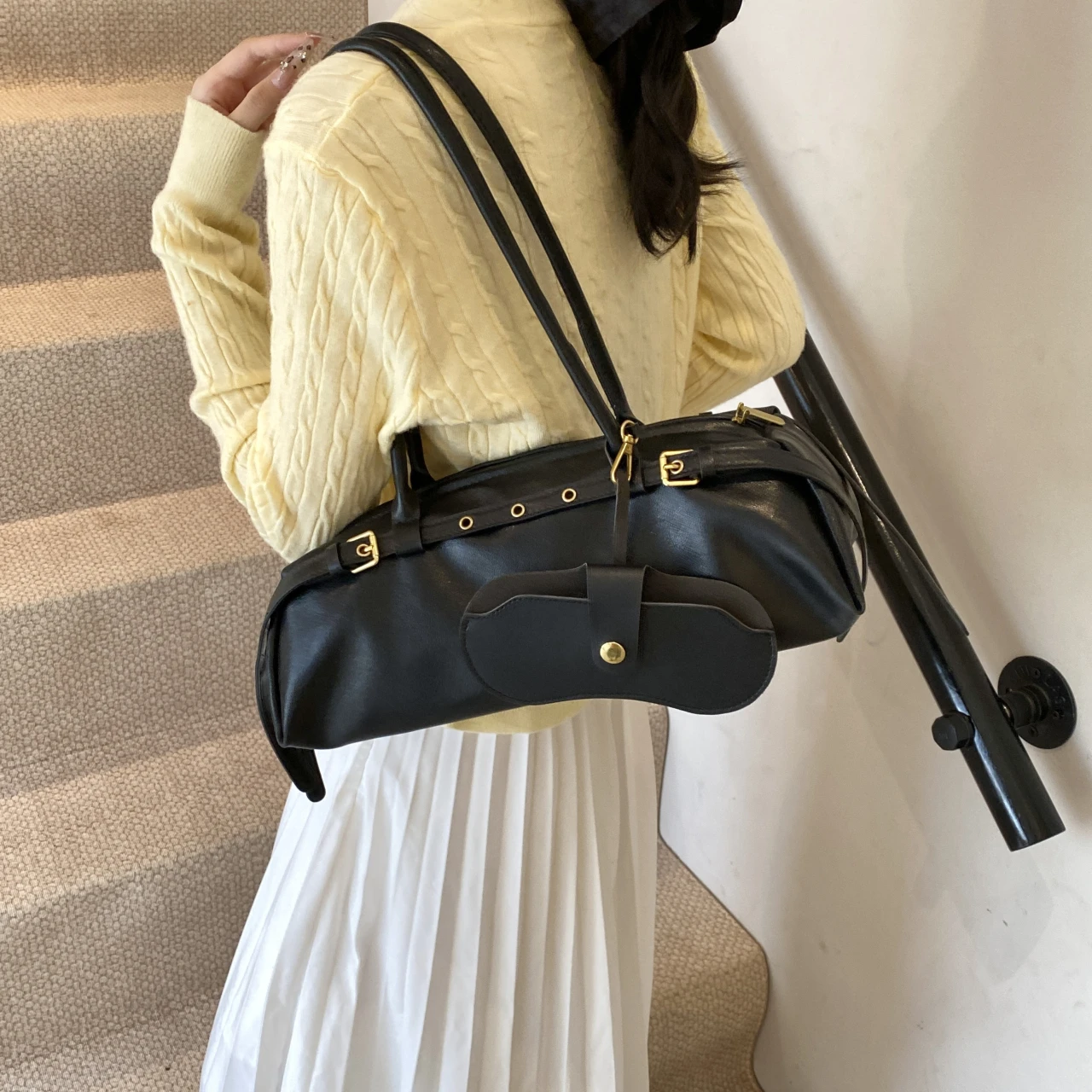 Punk Style Belt Buckle Needle Shoulder Bag For Women Korean Handbag Commuter Bag Retro PU Leather Underarm Bag Big Capacity Tote