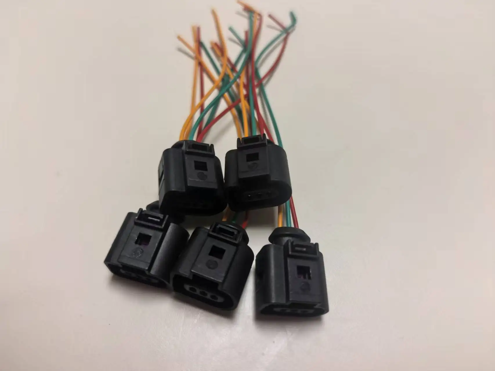 Camshaft Sensor 3 Pin Wire Connector Plug Harness 1J0973703 3D0973703 For VW Jetta CC Audi A6 Q5 Skoda Fabia Octavia Yeti Seat