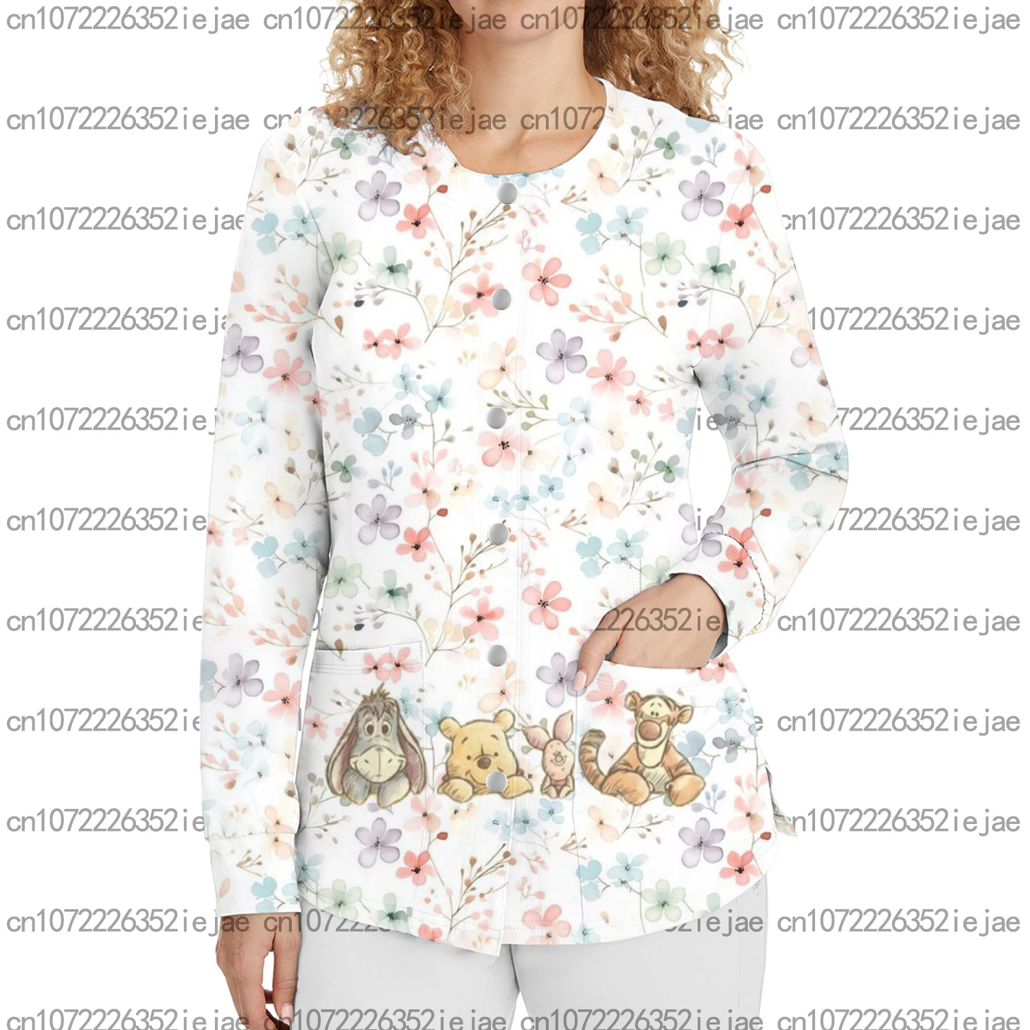 

Новинка 2023 года, женская рабочая форма, куртка с принтом Винни-Пуха Диснея, с круглым вырезом и пуговицами, униформа медсестры, верхнее пальто для спа-лаборатории