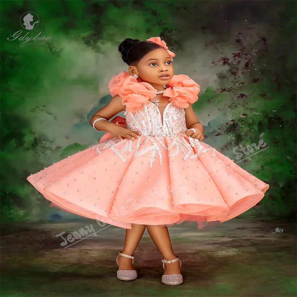 abito-rosa-elegante-al-ginocchio-per-ragazza-di-fiori-con-fiocco-in-rilievo-per-il-concorso-di-bellezza-della-festa-del-primo-compleanno-del-bambino