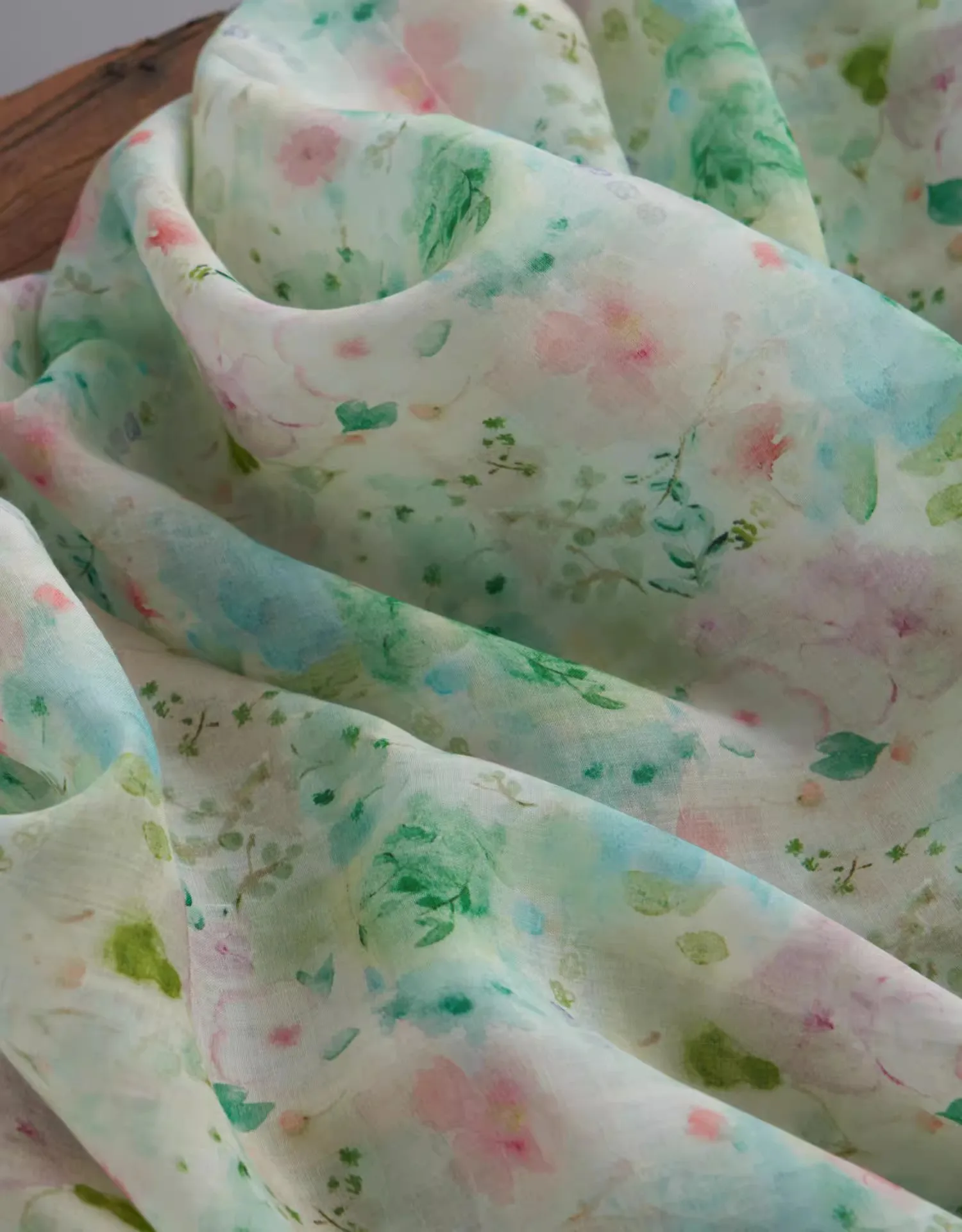 

1yard pure ramie fabric Fresh small floral print tela dress shirt bag cheongsam fabric for clothing