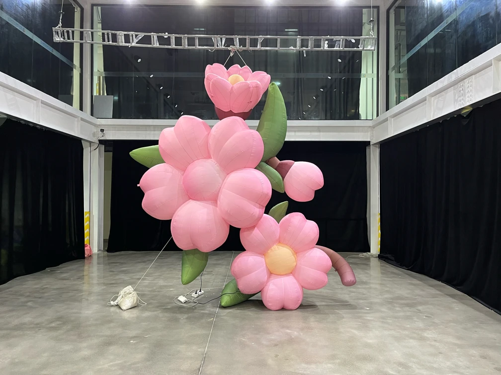 Giant Waterproof Durable Modern Event Decoration Pink Inflatable Flower Chains LED Light Wedding Easy Setup Customizable Colors