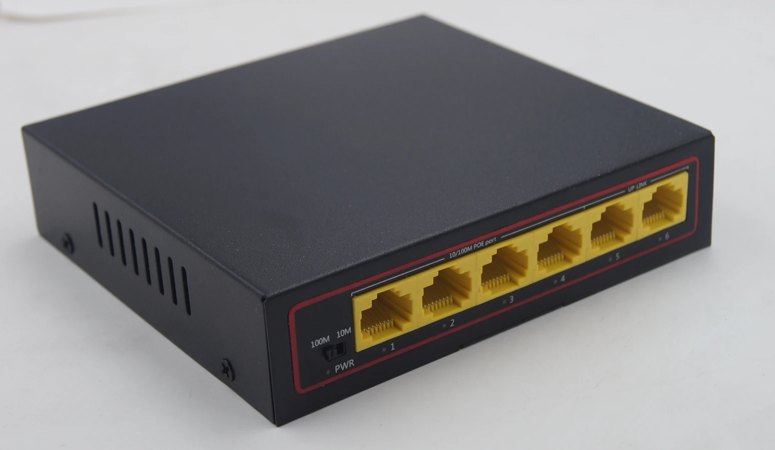 Poe Switch Standard 28 Ports/26 Ports/18 Ports/14 Ports/10 Ports/6 Ports 100M Gigabit Optical Ports