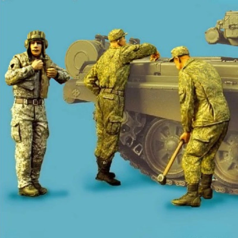 

Масштаб 1/35, литая под давлением фигурка из смолы, набор моделей, современный русский танкомеханик, 3 фигурки, которые нужно собранно и раскрасить самостоятельно