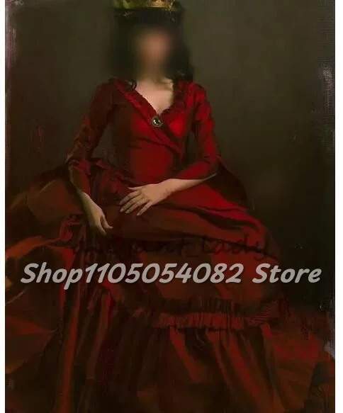 ชุดเดรสงานพรอมสไตล์วิคตอเรียนแบบกำหนดเอง สีแดง คอวีวินเทจ แขนยาว ระบายและจีบยุคกลาง ชุดราตรีทางการยาวถึงพื้น