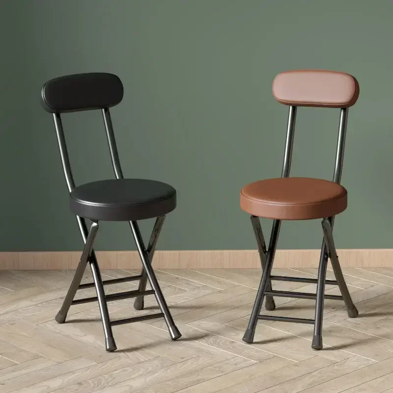 Cadeira dobrável de couro para casa, banco de mesa de jantar de couro de fácil armazenamento, banco redondo pequeno Mazza, banco simples com encosto