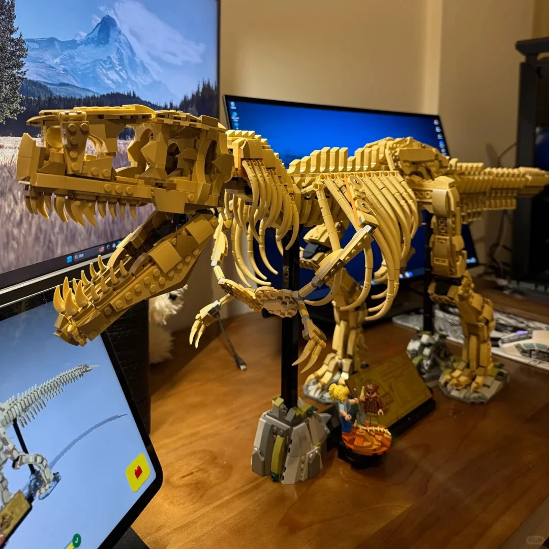 2026 New Dinosaur T-Rex Fossils Tyrannosaurus Rex Building Blocks Dinosaur World Park Toys for Kids Boys Birthday Gifts 76968