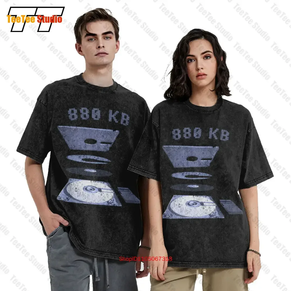 Explosion 3.5 Floppy Disk Commodore Amiga 500 Diskette 880 Kb Vintage Oversized T-Shirt GUYB