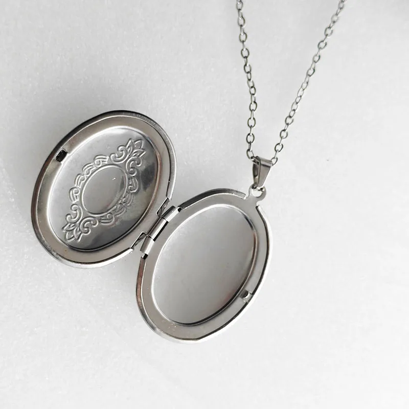 1pc Engraved Flower Oval Stainless Steel Photo Frame Pendant Lucky Charms Locket Necklaces Women Men Family Memorial Jewelry