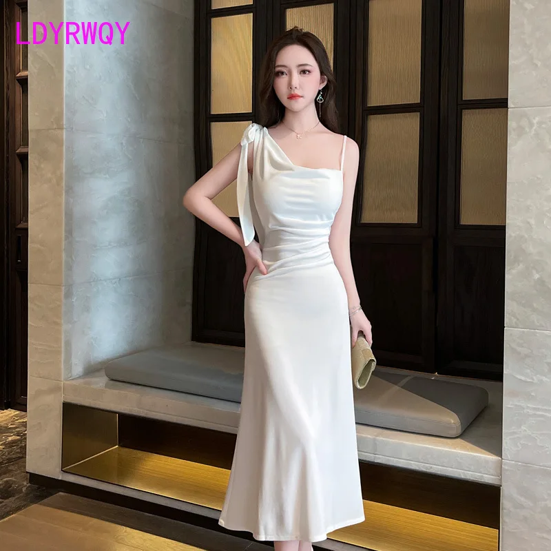 فستان سهرة بحمالات مثير بدون ظهر جديد نحيف ورقيق ومزاج عصري طويل فستان طويل KTV