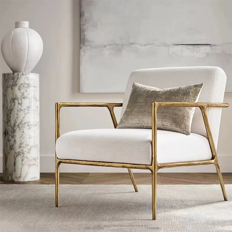 أثاث غرفة المعيشة مزورة النحاس المخملية النعال كرسي معدني الساق الجلود الحديثة كرسي غير رسمي #2