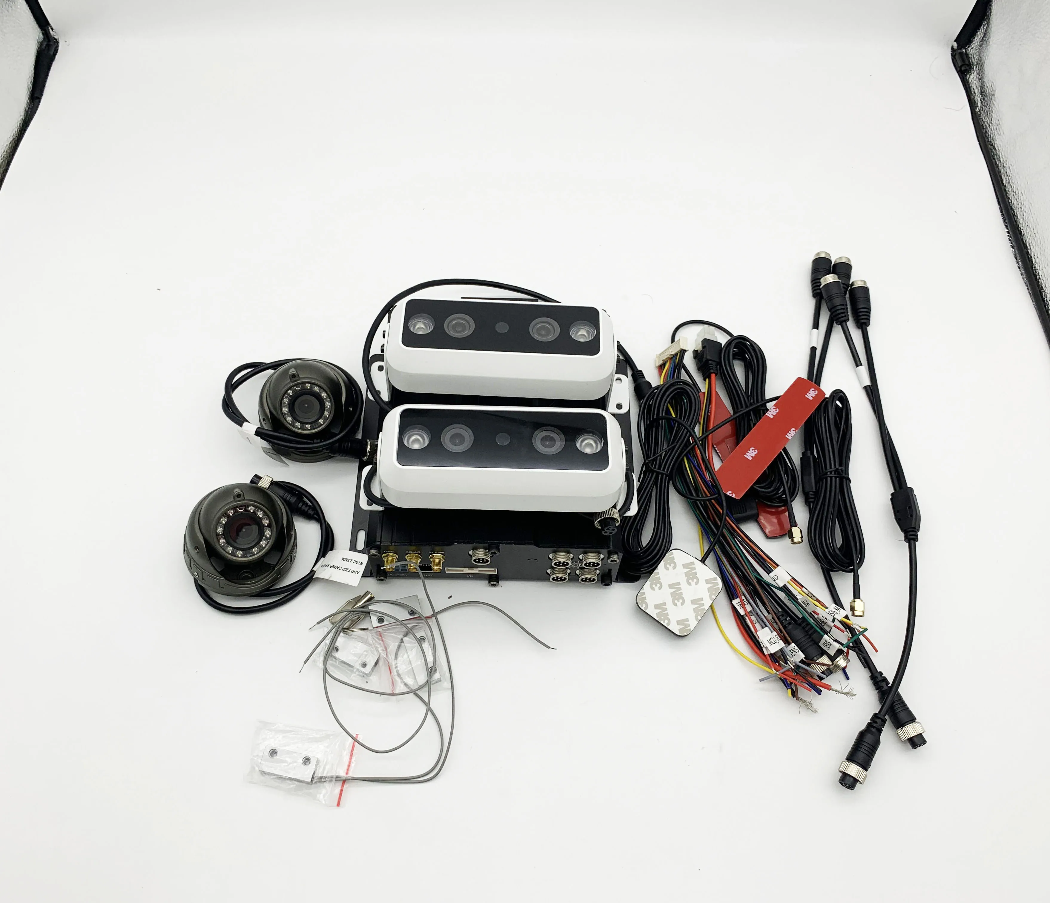 FL & OEM 2 Doors Factory High Quality People Counting Camera Automatic Counter, People Counter Over 95% Accuracy Rate For Bus