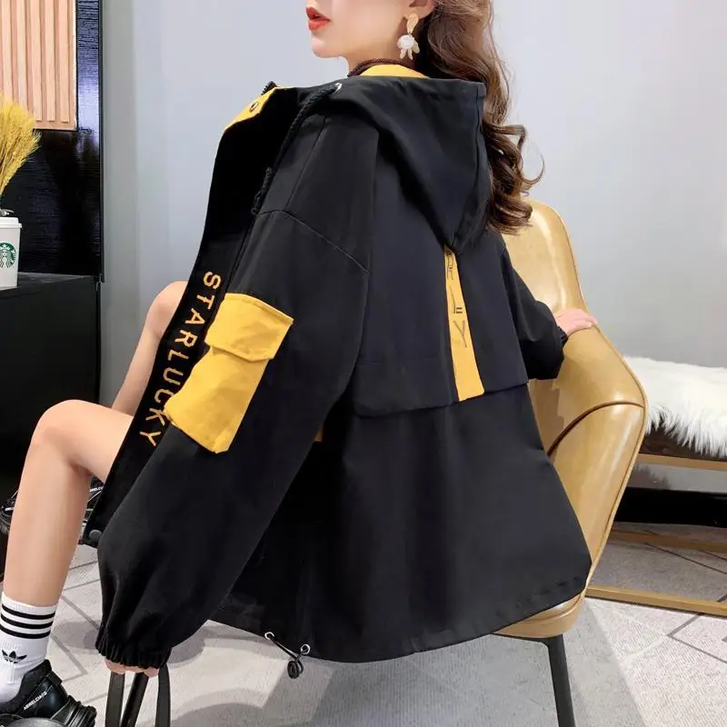 Workwear to Overcome Challenges of Outerwear Women Spring 2024 New Korean Loose and Lazy Style Stylish and Versatile Jacket