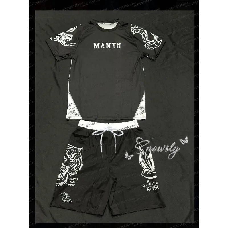 2026 العصرية الرياضية اللياقة البدنية تنفس بلوزات وسراويل قصيرة مجموعة للرجال والنساء سرعة التجفيف القتال التدريب الجري بأكمام قصيرة #3