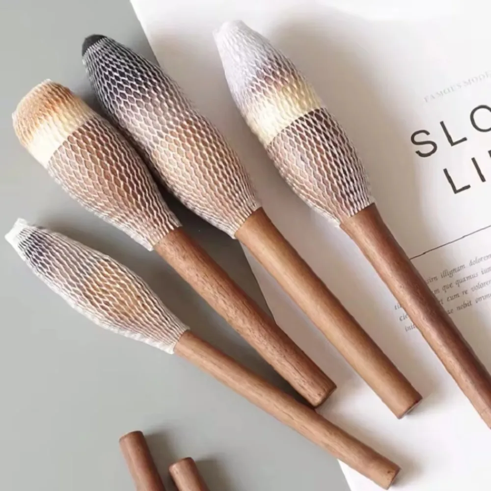 Gift Handle Makeup Brush Super Soft Make Up Tool Blush Brush Retro High Quality Walnut Loose Brush