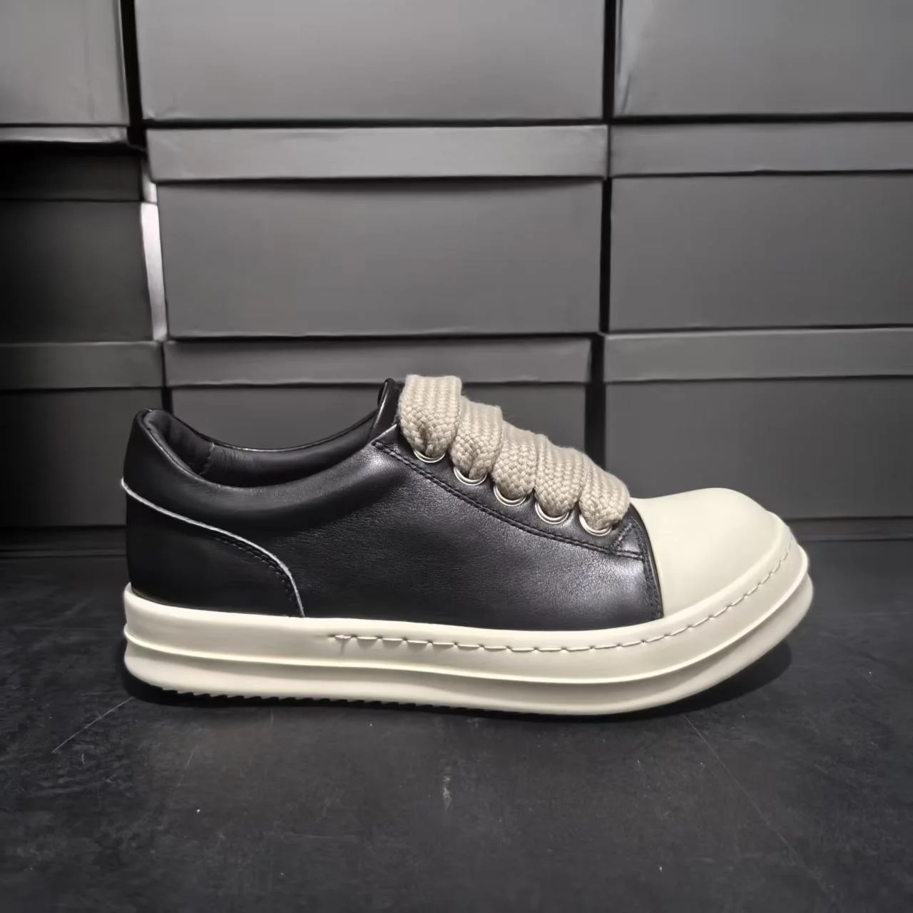 

Classic Black Leather Male Low Top Shoe High Quality Men Sneakers Jumbo Laces Ro Luxury Women Sneaker Cowhide Flat Casual Shoes