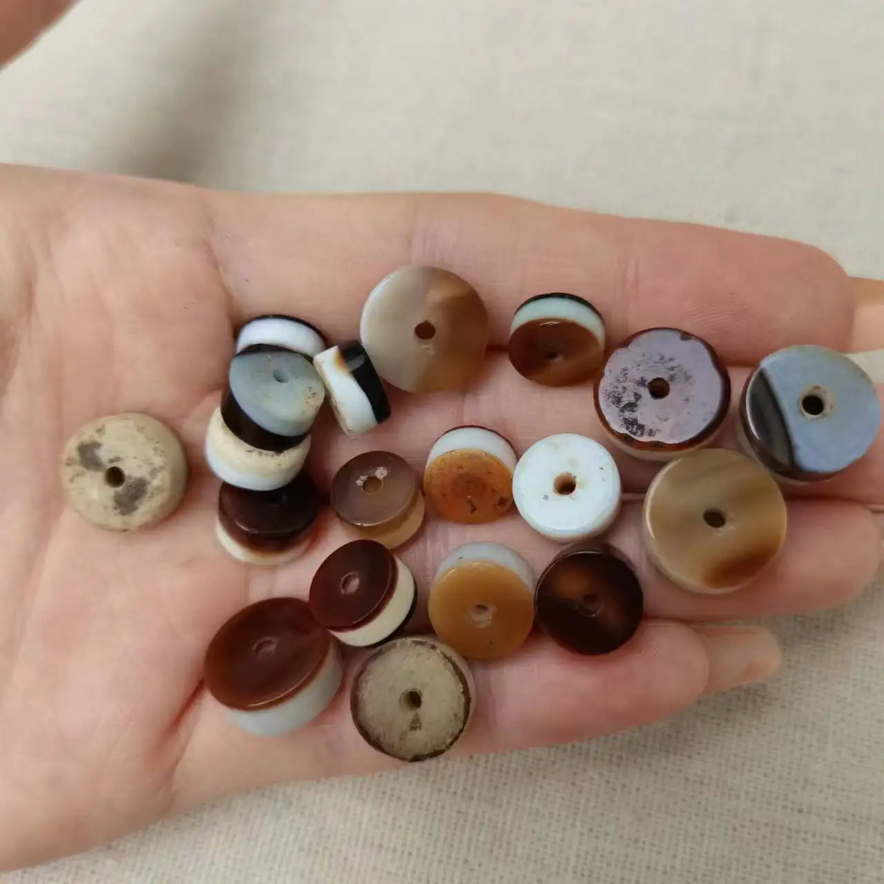 30pcs/lot natural old agate crystal clear disc beads spacer beads DIY beads accessories loose old beads jewelry folk-custom