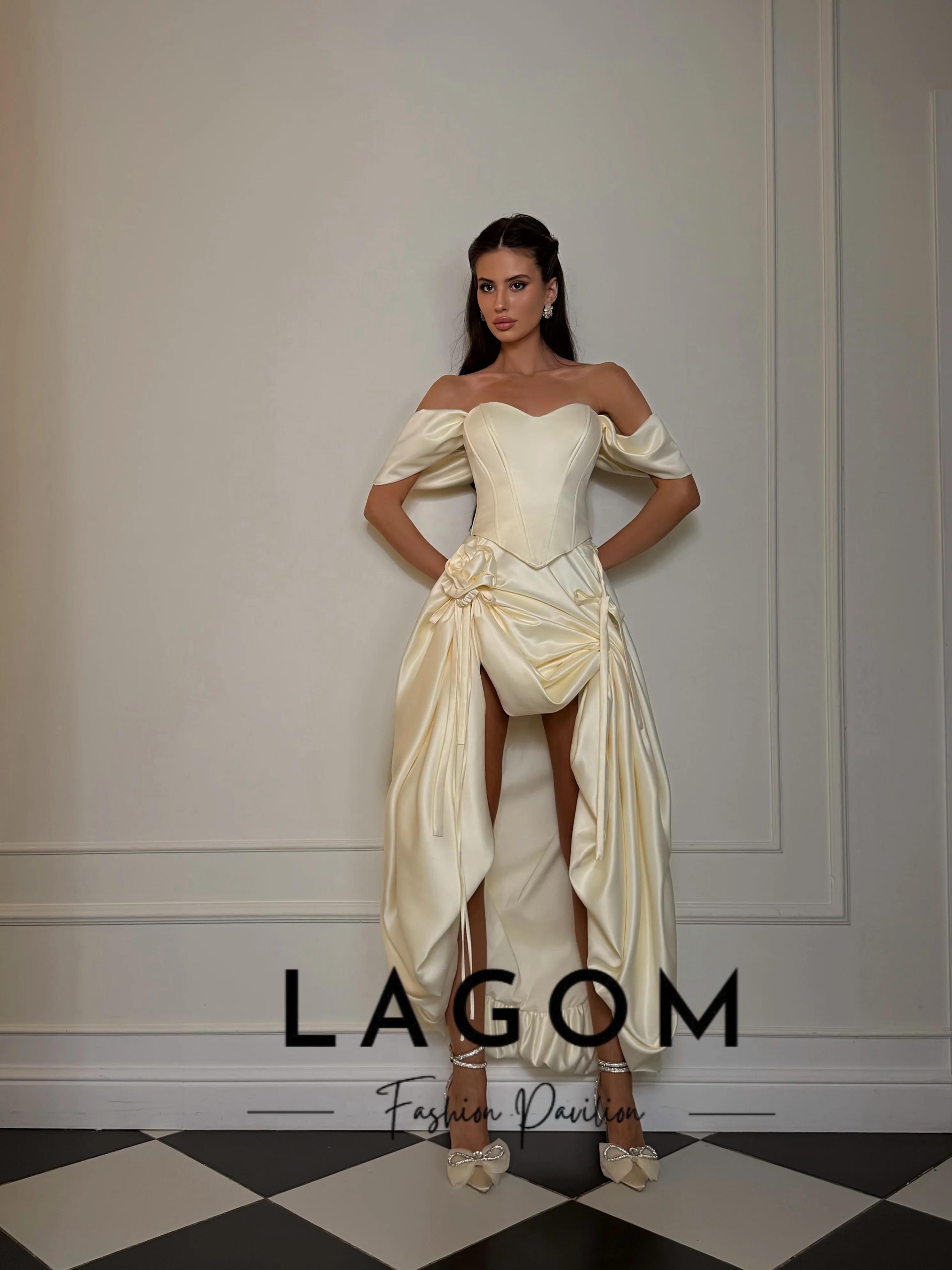 Lagom Exquisite One Line Collar Prom Gown Hi-Lo New Satin Pale yellow Customized Strapless شارون سعيد Elegant Evening Gown Dress