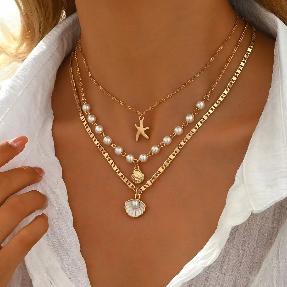 Minimalist Oceanic Pendant Necklace Featuring Pearl Shell Starfish Motif on Delicate Gold or White Gold Plated Clavicle Chain fo