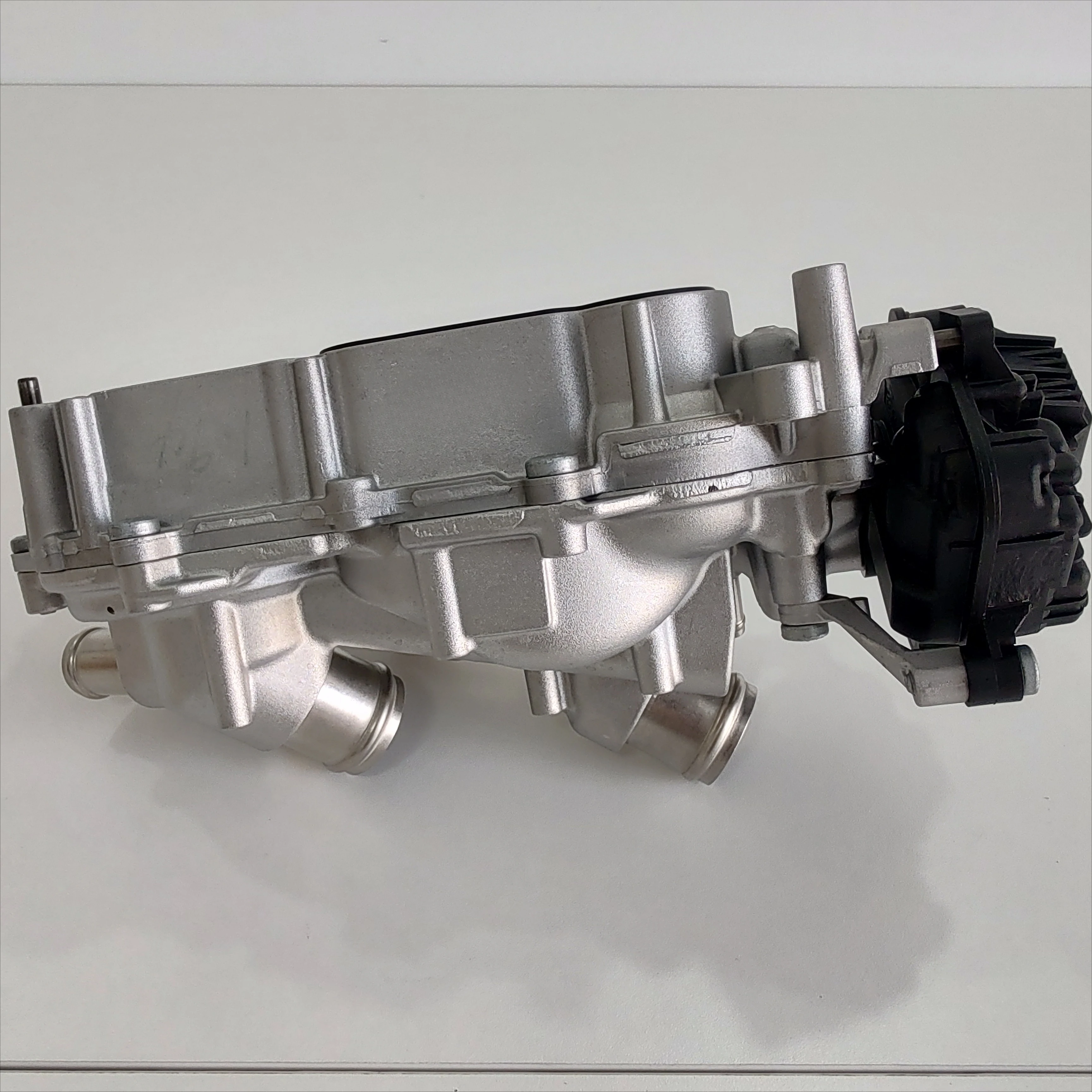 EA211 1.5T Water Pump 05E121111AH 05E121539B 05E121006L 05E121111AB 05E121111M 05E121111P For VW Audi