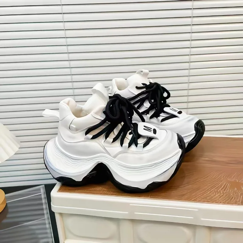 Trendy Dad Shoes Women High Top Lace Up Sponge Cake Thick Sole 2026spring/summer New Item Hot Selling High-quality Sports Shoes
