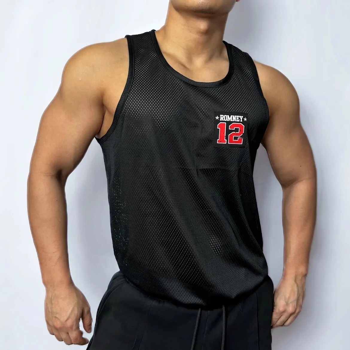 New Men's Solid Color Sleeveless Fitness Training Clothes Hollow Out Design Breathable Basketball Sports Vest Stage Singer Shirt