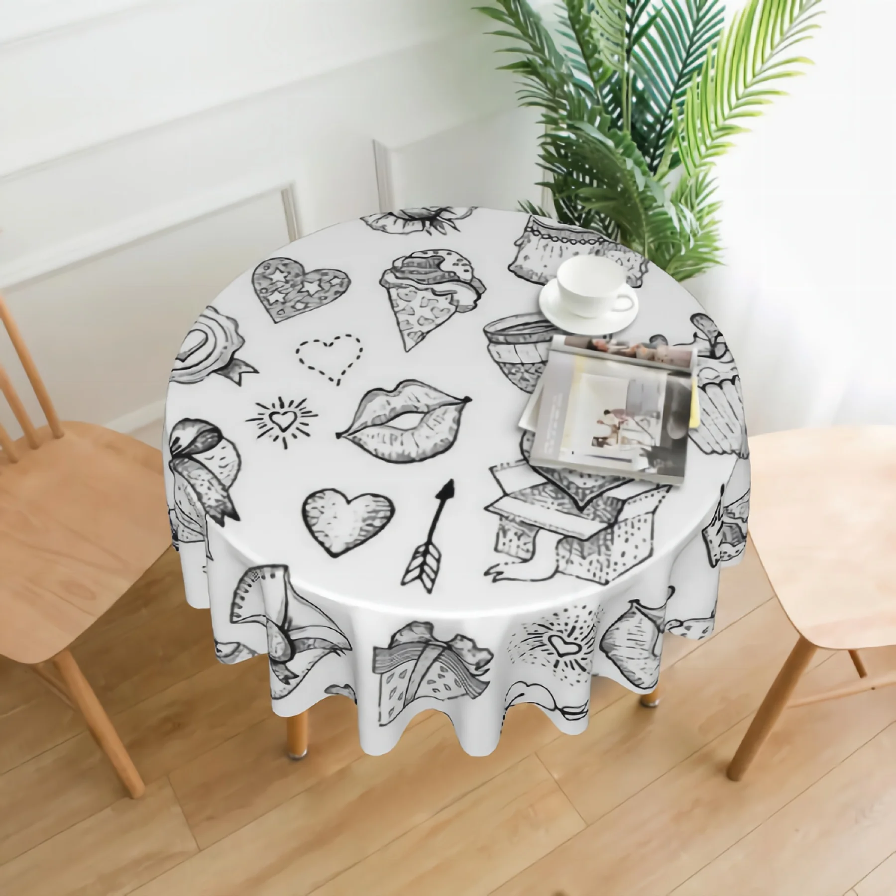 

Fashion cute Valentine love pattern Round 60 Inch Table Cloths Round Table Cover Polyester Tablecloth Washable Table Cover