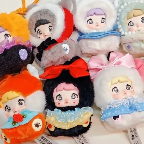 Nommi Baby Fairytale Town Series Blind Box Toy Mibao Vinyl Doll Mystery Box Nommi Princess Portachiavi con ciondolo Borsa a sorpresa Regalo