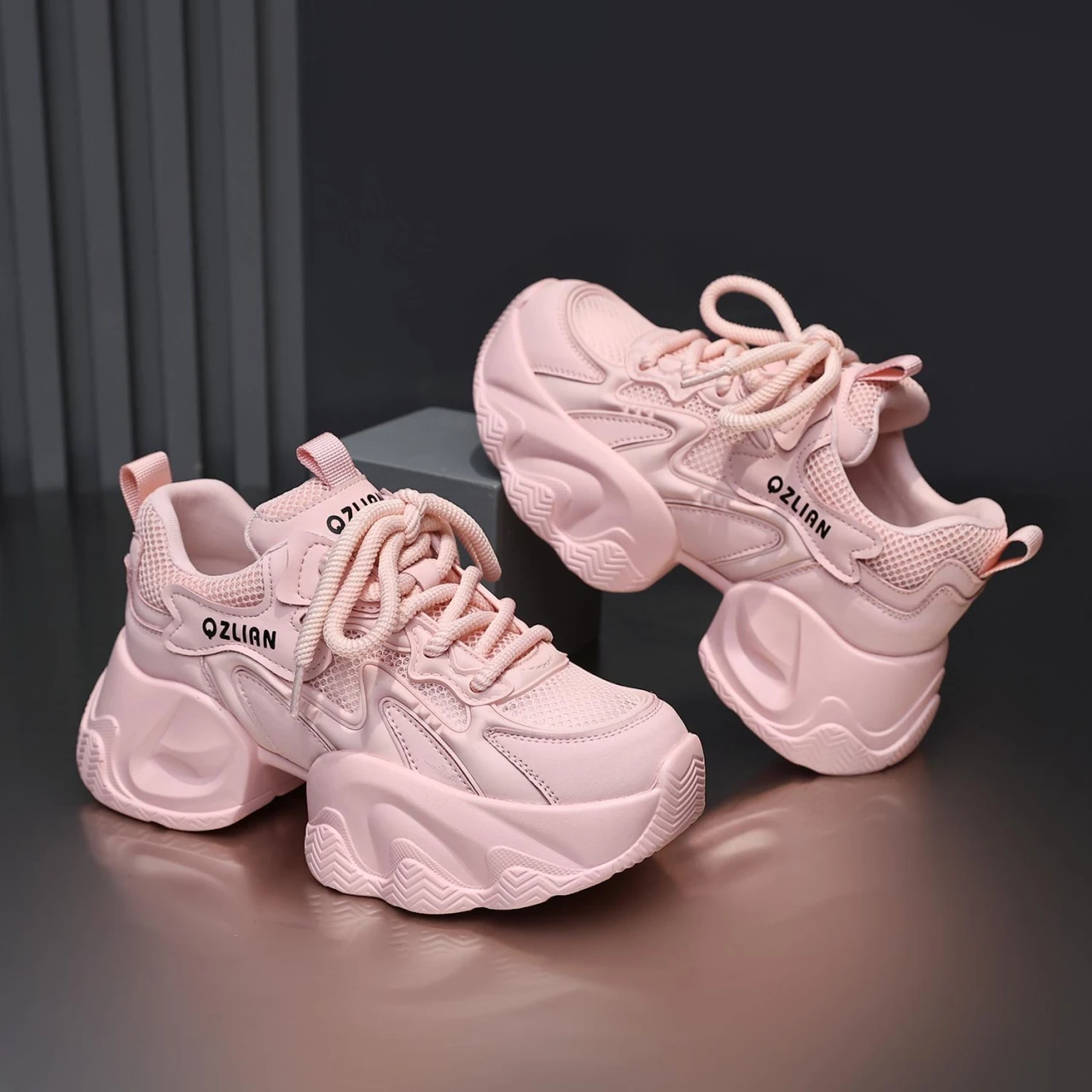 Fashion Shiny Ladies Shoes Sneakers Women Trend 2024 New Spring Platform Lace Up Rhinestone Women Casual Shoes sneakers