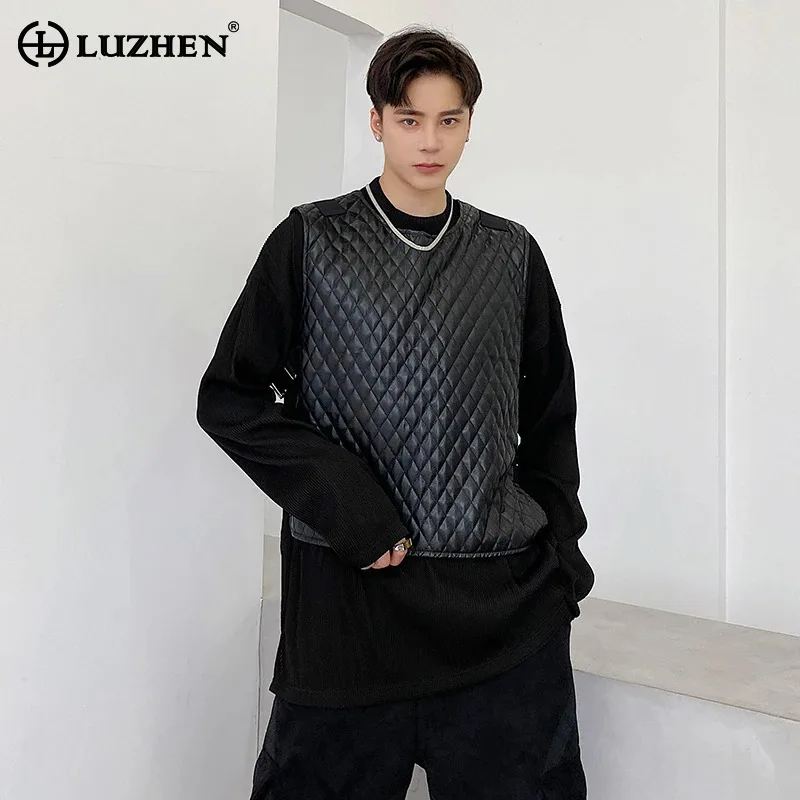 LUZHEN Sleeveless 2026 New Original Plaid Embossed Round Neck Pullover Men Fashion Handsome Solid Color Casual Vest Tops JY8451