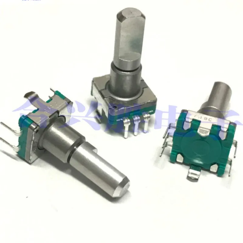 1PCS EC11E09244BS Car Navigation CD Volume Encoder With Switch 18 Position 9 Pulse 5Pin Handle Length 20MM