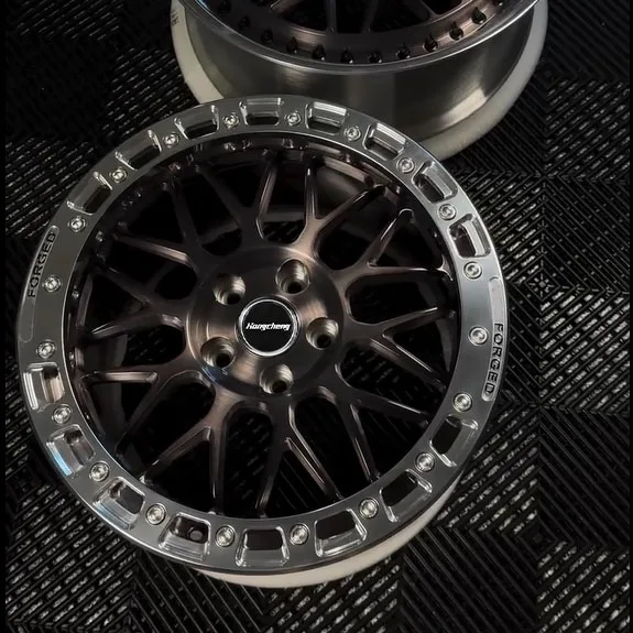 Racing Car Wheel 15-22 Inch 5x112 5x114.3 5x120 5x115 Beadlock Wheel for GT Racing
