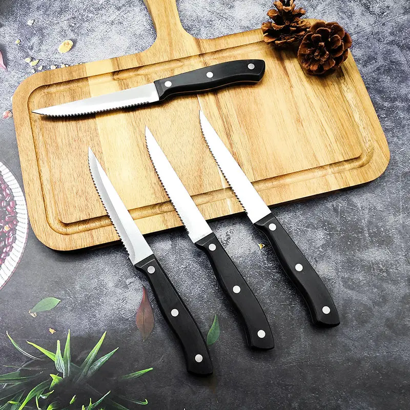 Professional stainless steel steak knife set, for cutting meat in the kitchen and dining room, with serrated blade kitchen knife