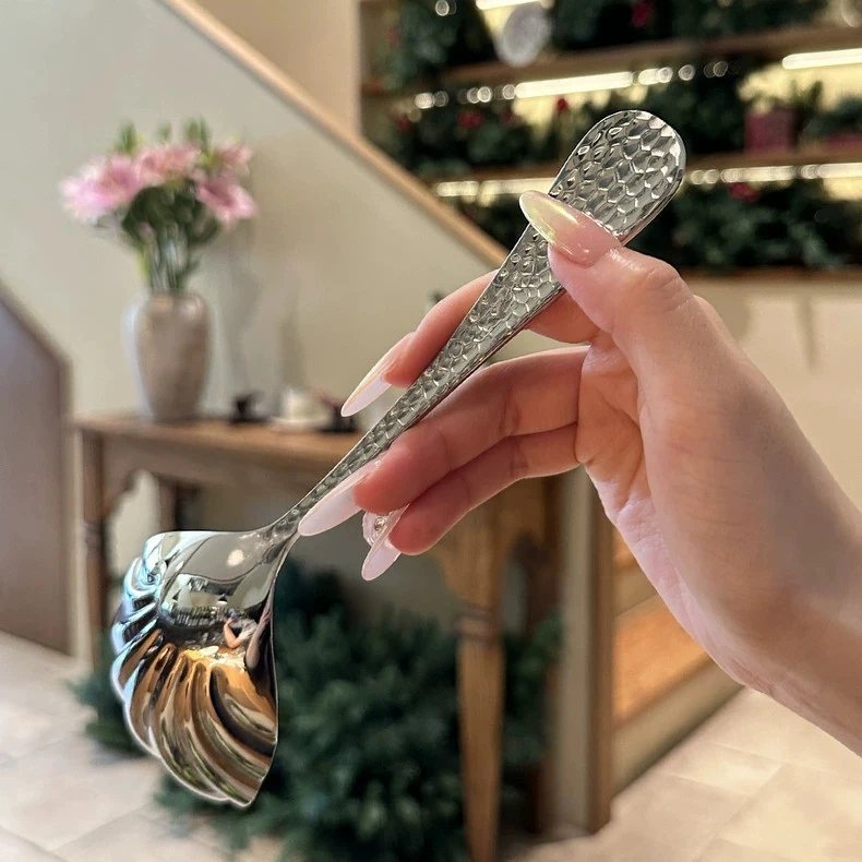Stainless Steel Public Hammer Patterned Shell Spoon, Home Restaurant, Hotel Dining Spoon, Vegetable Spoon