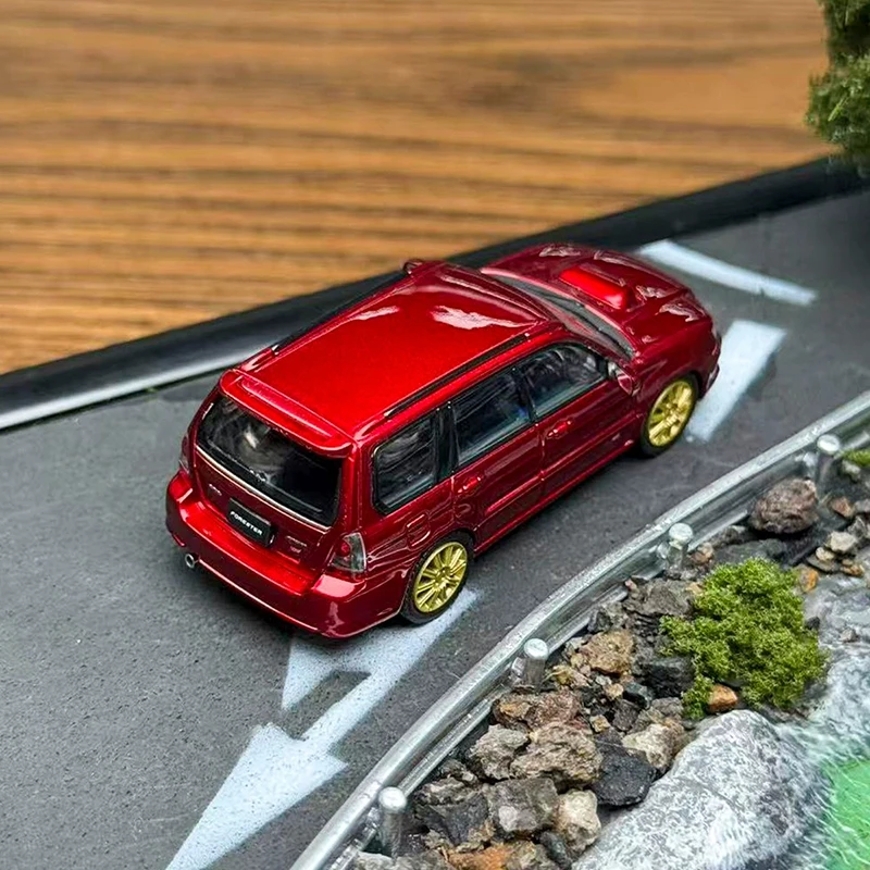 Fiberrun escala 1:64 Forester STI versión SG9 coche en miniatura de aleación juguetes colección de regalos decoración de recuerdo para adultos exhibición estática